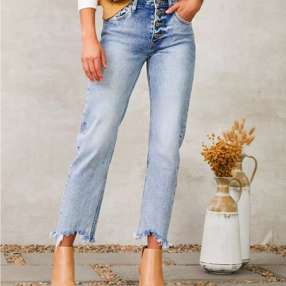 KanCan Light Blue Button-Fly Cropped Jeans